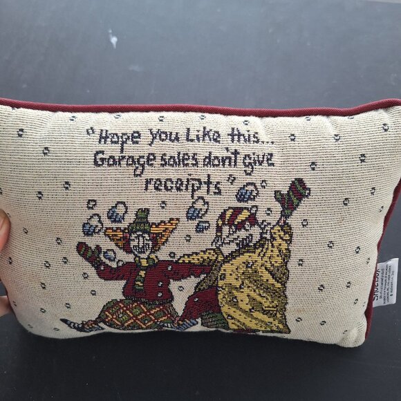 HALLMARK SHOEBOX DECORATIVE PILLOW ..."GARAGE SALES DON'T GIVE RECEIPTS" - Picture 5 of 9